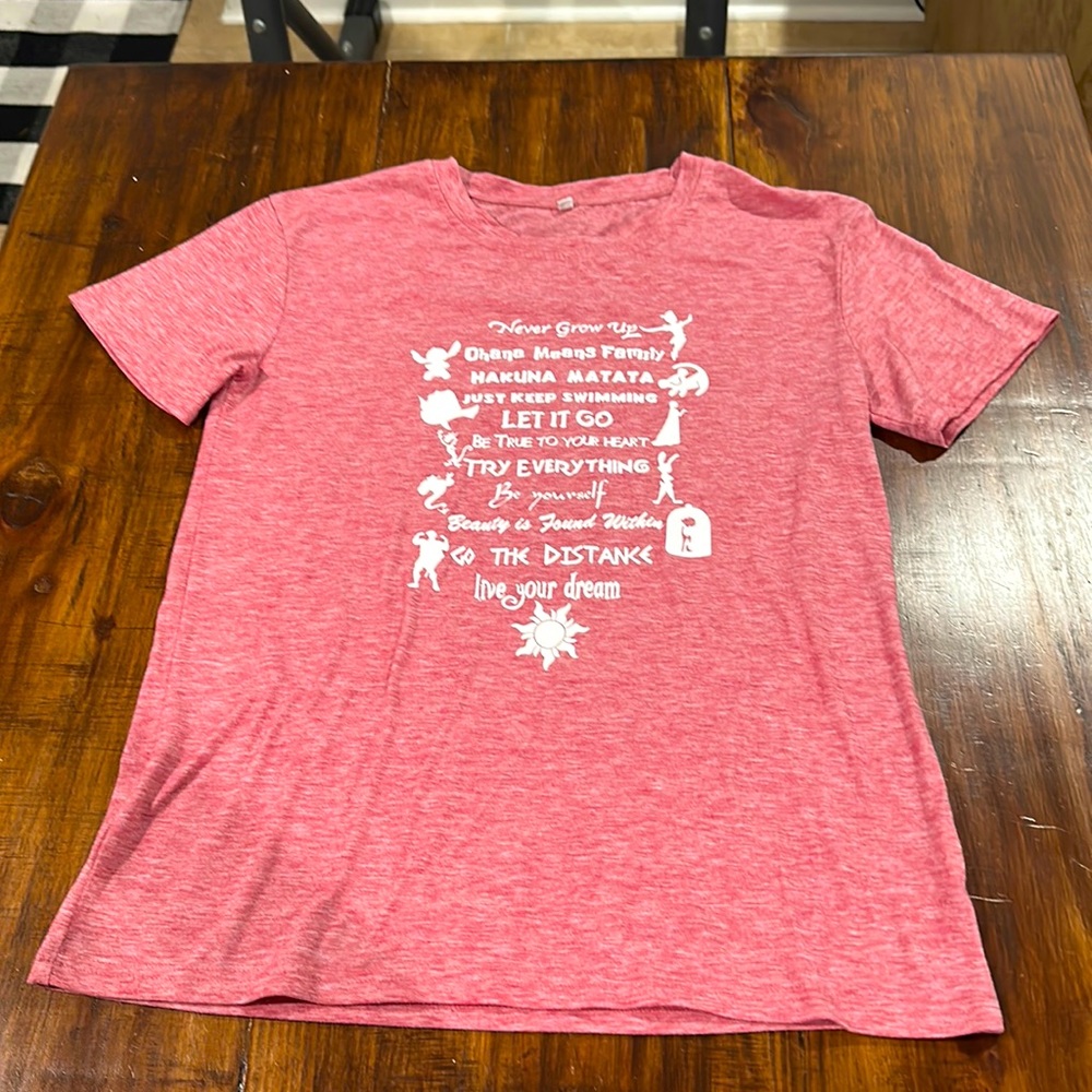 Disney Parks Super Soft Ohana Means Family T-shirt Small